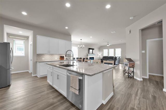 1286 Sandstone Hills Drive, Montgomery, TX 77316