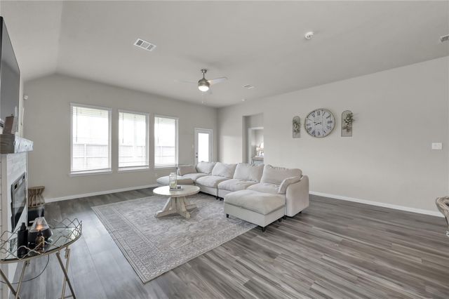 1286 Sandstone Hills Drive, Montgomery, TX 77316