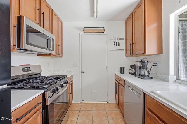 1651 Addax Circle, Ventura, CA 93003