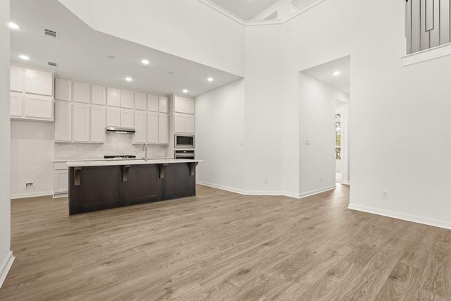 308 Fields Lane, Montgomery, TX 77316