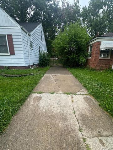 20413 Kingsville Street, Harper Woods, MI 48225
