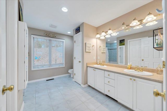 60 Cameron CIR, Wirtz, VA 24184