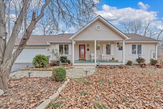 60 Cameron CIR, Wirtz, VA 24184