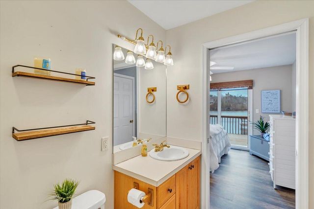 60 Cameron CIR, Wirtz, VA 24184