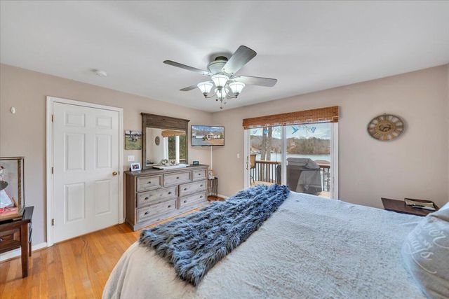 60 Cameron CIR, Wirtz, VA 24184