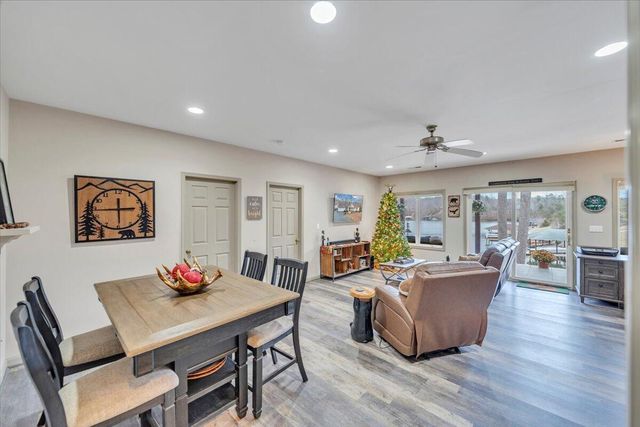 60 Cameron CIR, Wirtz, VA 24184