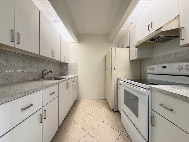 13300 SW 1st St 302O, Pembroke Pines, FL 33027