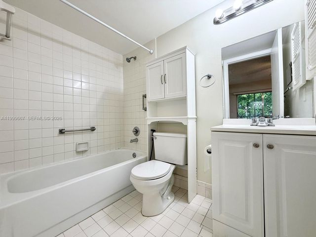 13300 SW 1st St 302O, Pembroke Pines, FL 33027