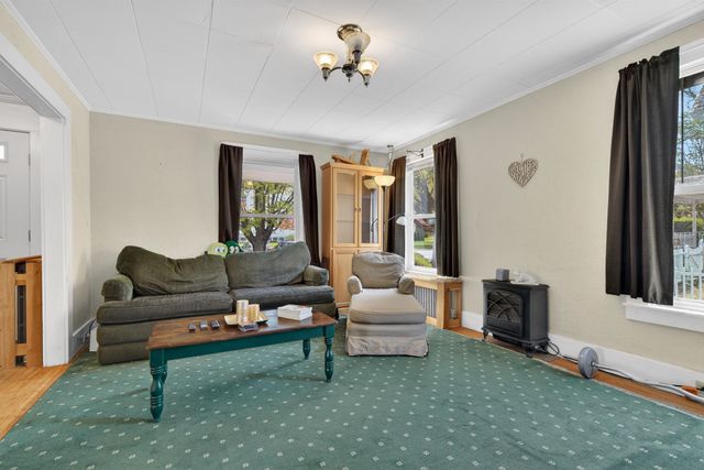 9 Park Street, Proctor, VT 05765