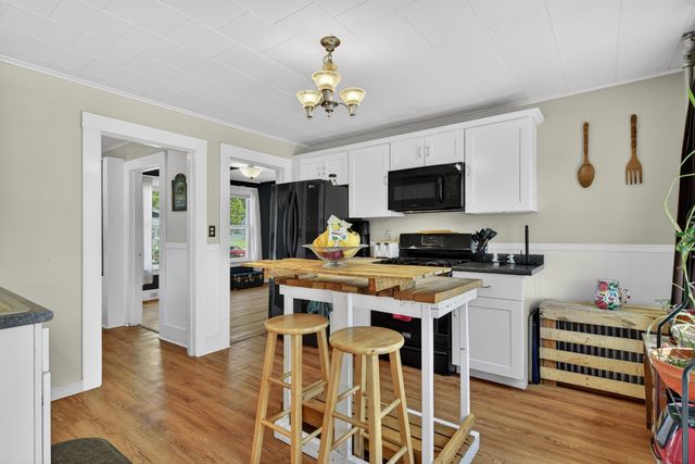 9 Park Street, Proctor, VT 05765