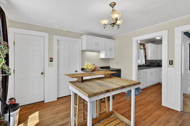 9 Park Street, Proctor, VT 05765