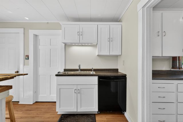 9 Park Street, Proctor, VT 05765