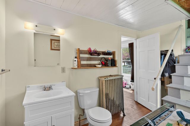 9 Park Street, Proctor, VT 05765