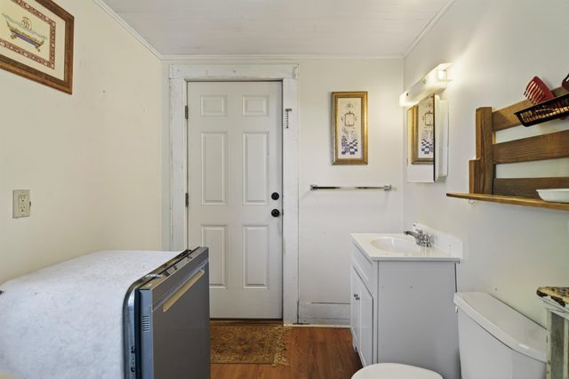 9 Park Street, Proctor, VT 05765