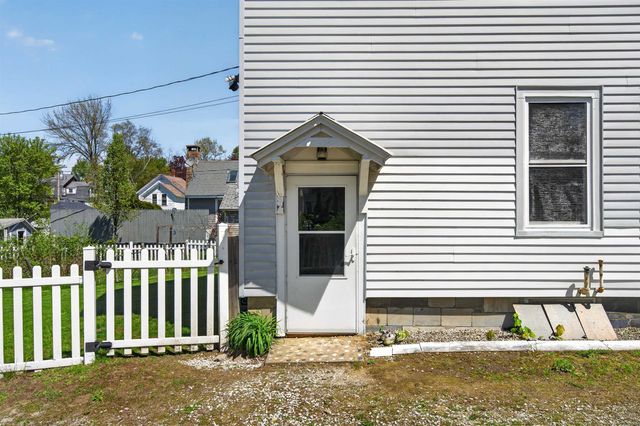 9 Park Street, Proctor, VT 05765