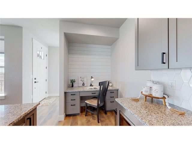 275 Dipper Ct, Berthoud, CO 80513