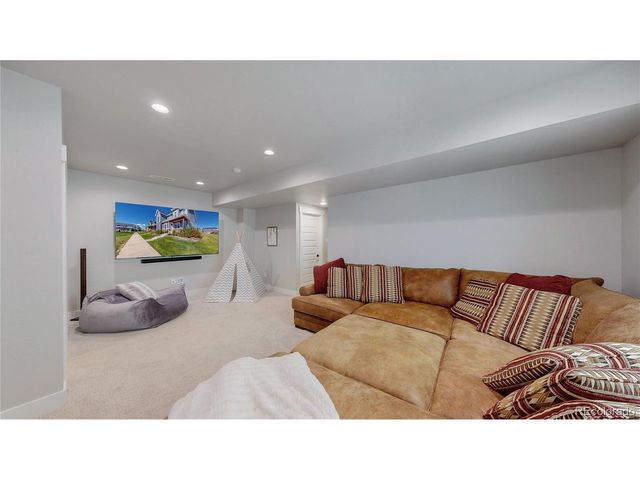 275 Dipper Ct, Berthoud, CO 80513