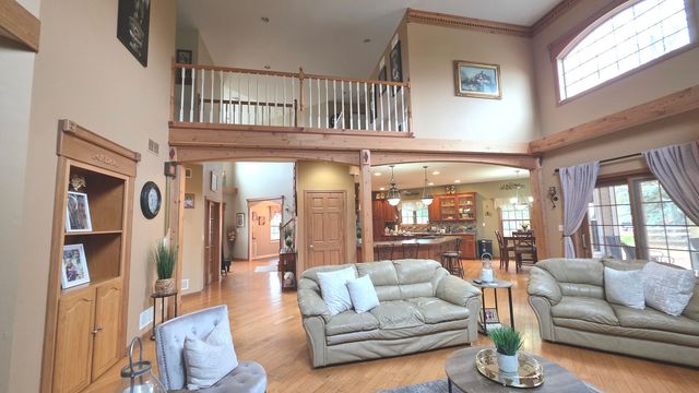 41W039 Mulhern Drive, Elburn, IL 60119