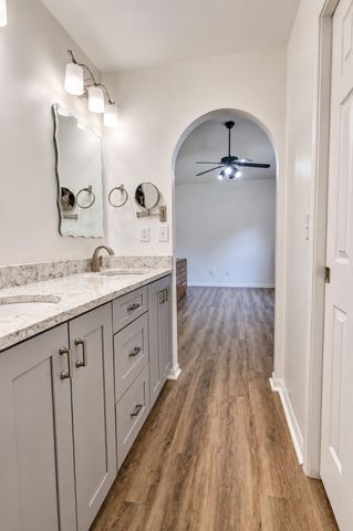 3219 Milestone Creek Court, Valparaiso, IN 46385