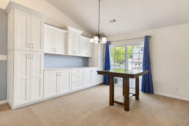 3219 Milestone Creek Court, Valparaiso, IN 46385
