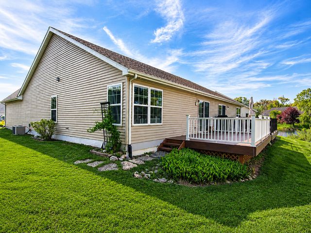 3219 Milestone Creek Court, Valparaiso, IN 46385