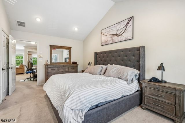 3 Peach Tree, North Haledon Boro, NJ 07508