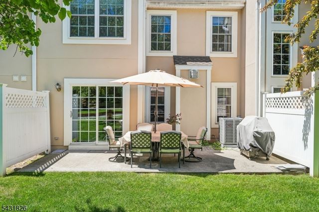 3 Peach Tree, North Haledon Boro, NJ 07508