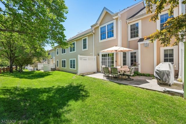 3 Peach Tree, North Haledon Boro, NJ 07508