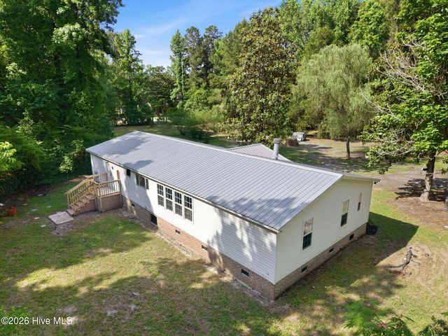 481 Harrell Road, Burgaw, NC 28425