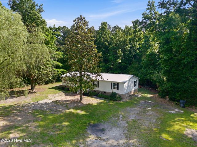 481 Harrell Road, Burgaw, NC 28425