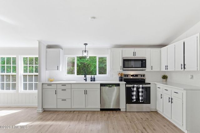 481 Harrell Road, Burgaw, NC 28425