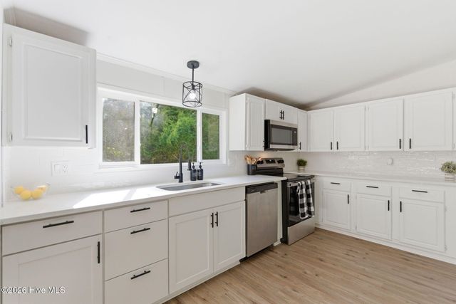 481 Harrell Road, Burgaw, NC 28425