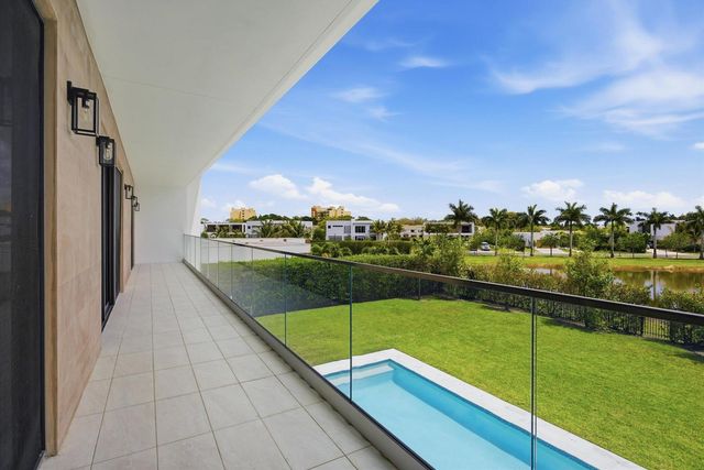 16570 Sunset Way, Weston, FL 33326