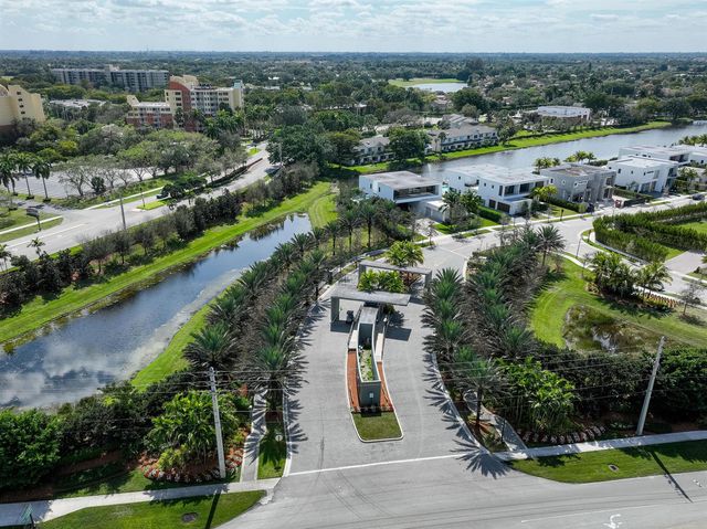 16570 Sunset Way, Weston, FL 33326