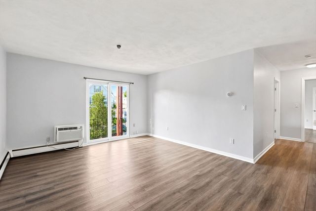 101 Waitest C5, Malden, MA 02418