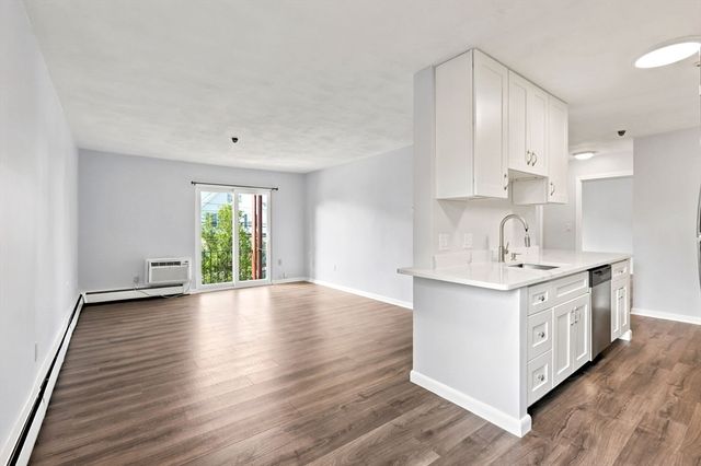 101 Waitest C5, Malden, MA 02418