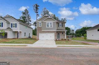16 Camellia Drive, Fairburn, GA 30213
