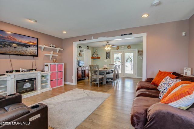 209 Park Avenue, Union Beach, NJ 07735