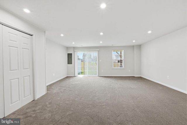 8718 STEVENSON LN, Spotsylvania, VA 22553