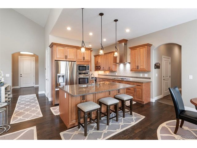 1131 S Balsam Ct, Lakewood, CO 80232