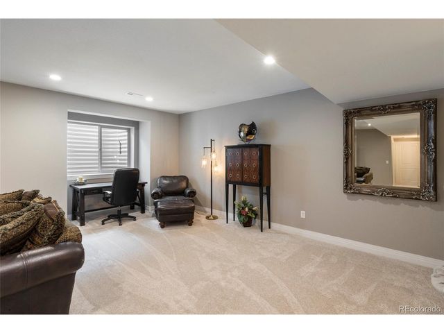 1131 S Balsam Ct, Lakewood, CO 80232