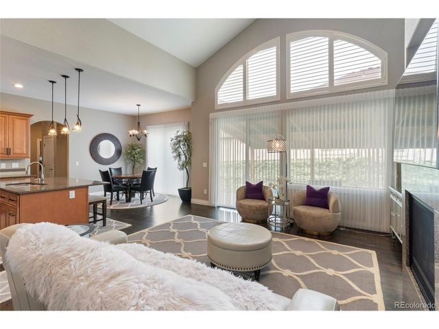 1131 S Balsam Ct, Lakewood, CO 80232