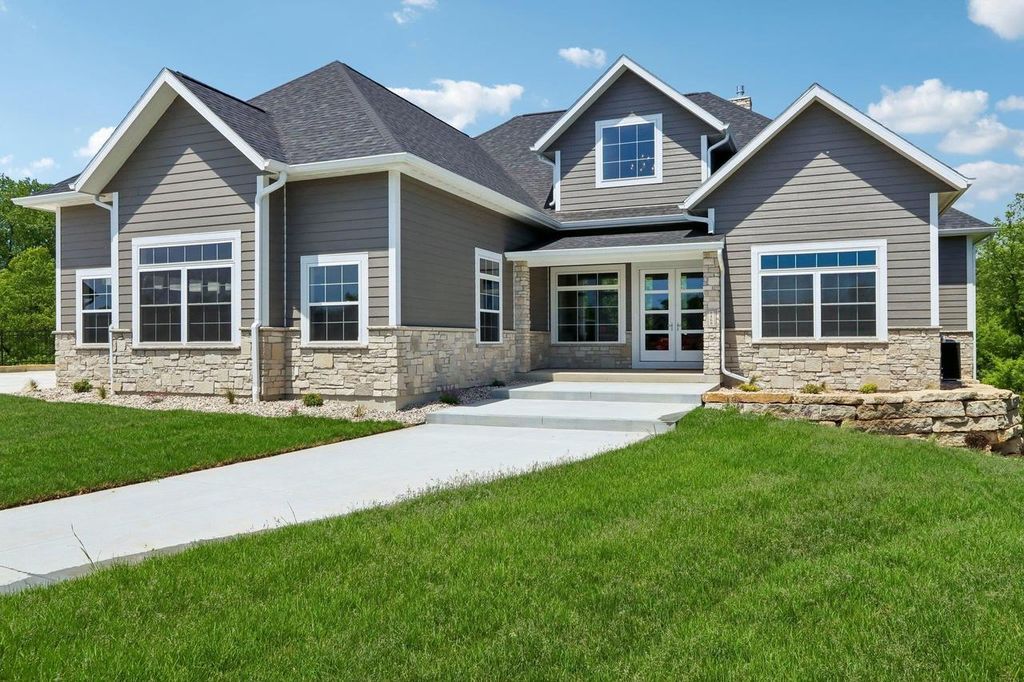 1468 Serenity Court, Sun Prairie, WI 53590