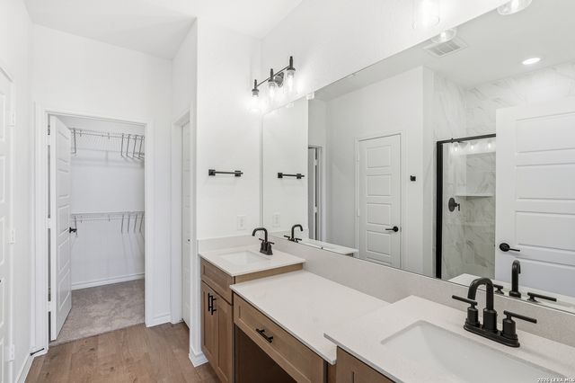 434 Nightingale Ave, Marion, TX 78124