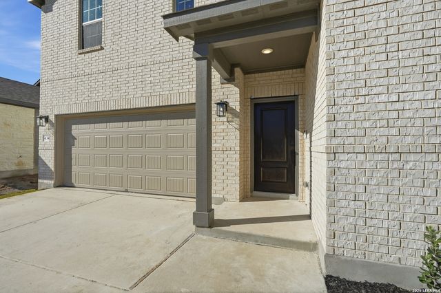 434 Nightingale Ave, Marion, TX 78124