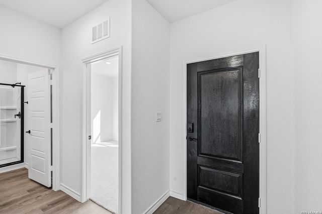 434 Nightingale Ave, Marion, TX 78124