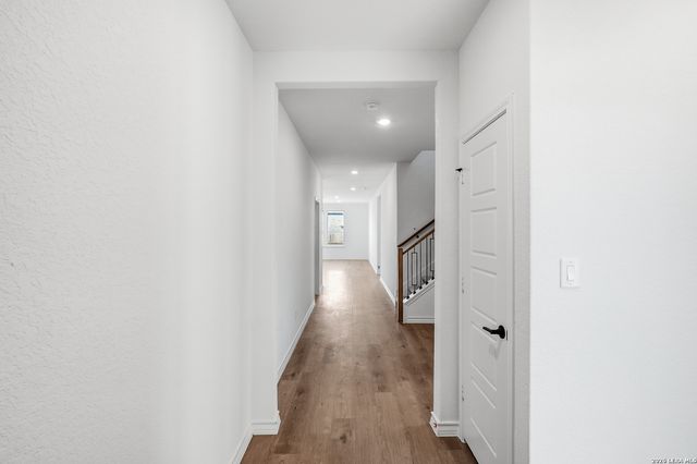 434 Nightingale Ave, Marion, TX 78124