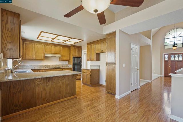 5535 Edgeview Dr, Discovery Bay, CA 94505