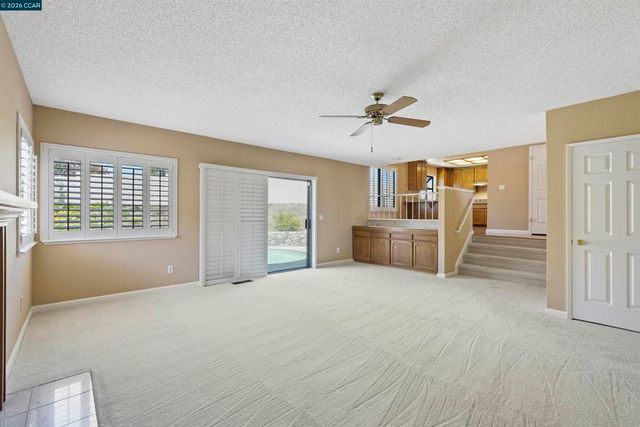 5535 Edgeview Dr, Discovery Bay, CA 94505