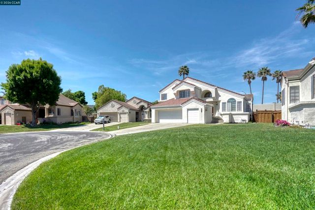 5535 Edgeview Dr, Discovery Bay, CA 94505